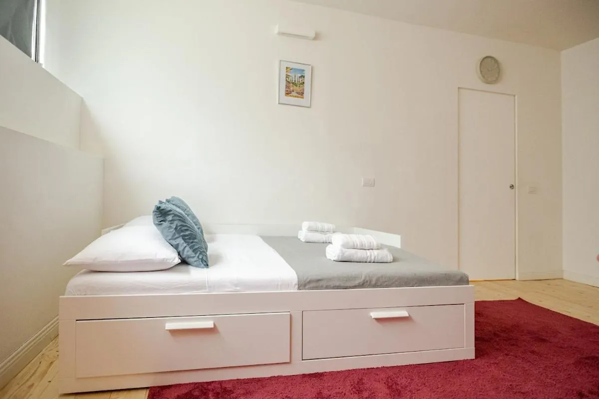 Apartment Near Central Station Milan